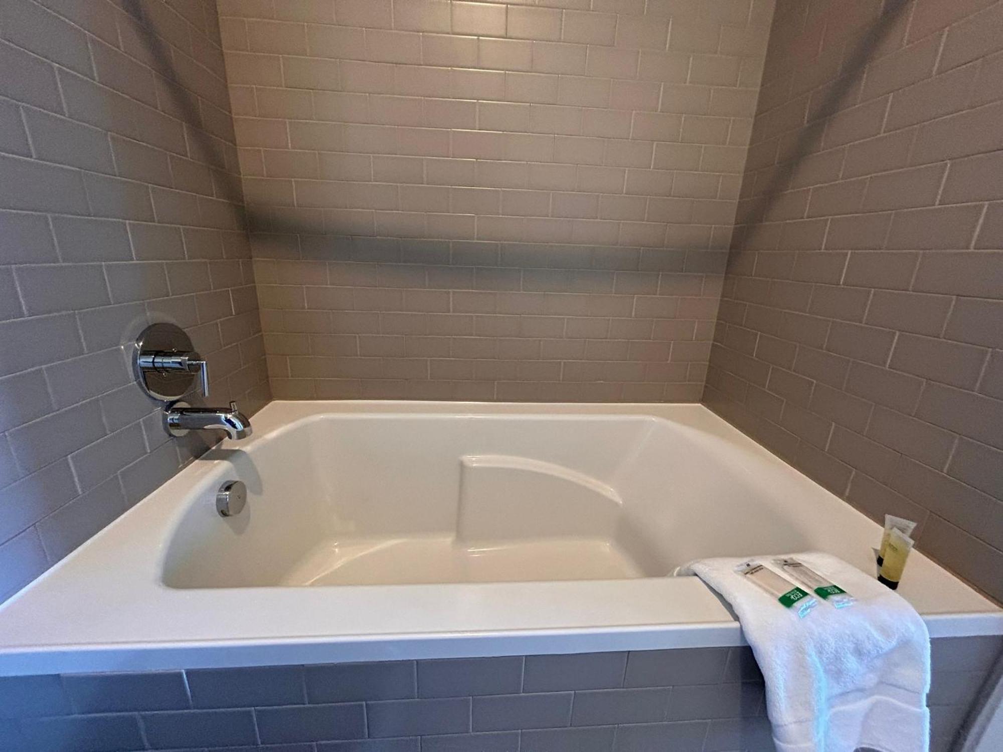 Indulge In Luxury Living 2 Bedroom Gem In The Heart Of Austin With Pool, Gym, And Breathtaking Views エクステリア 写真